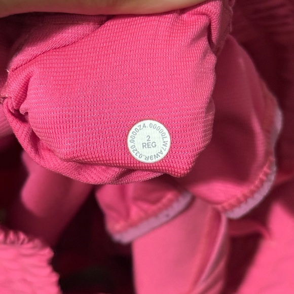 Lululemon Hotty Hot Short II *2.5" - Pink Highlight - Picture 6 of 6